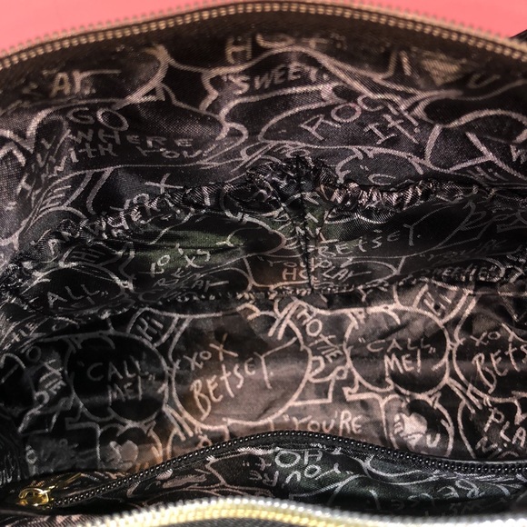 Betsey Johnson Handbag & Wallet Set - Picture 8 of 16